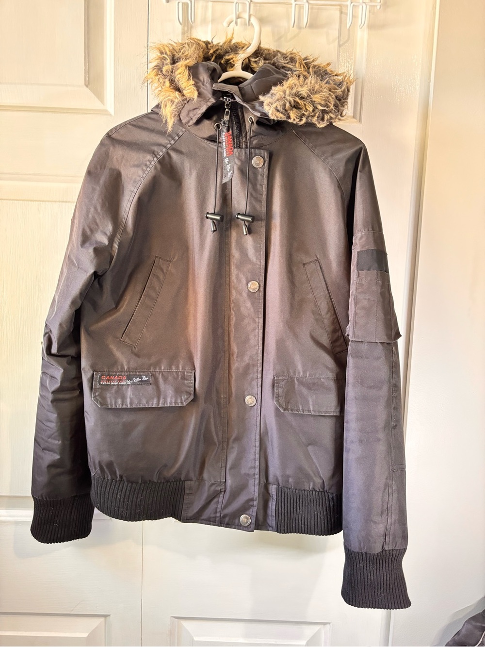 Canada Gear Women’s Black Winter Bomber Jacket Size Small